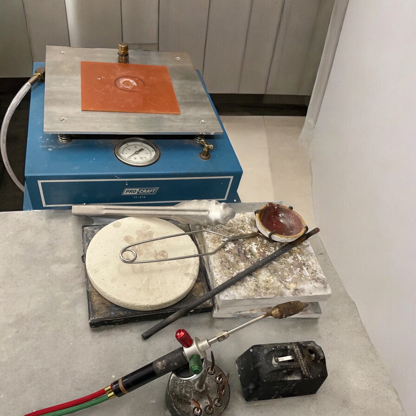 Lost Wax Casting for the Small Studio with Jennifer Stenhouse VIDEO