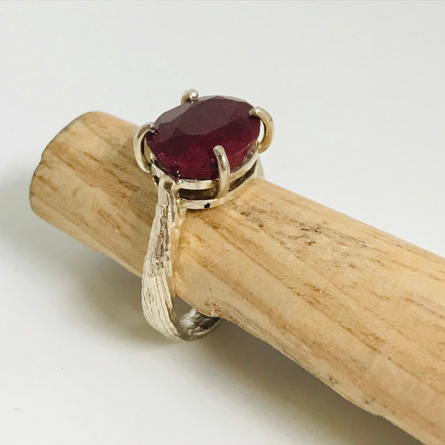 Alternative Stone Setting: Wire and Prongs with Jennifer Stenhouse, Aug 26