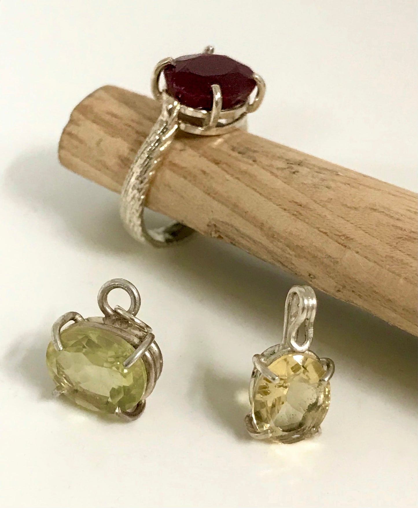Alternative Stone Setting: Wire and Prongs with Jennifer Stenhouse, Aug 26