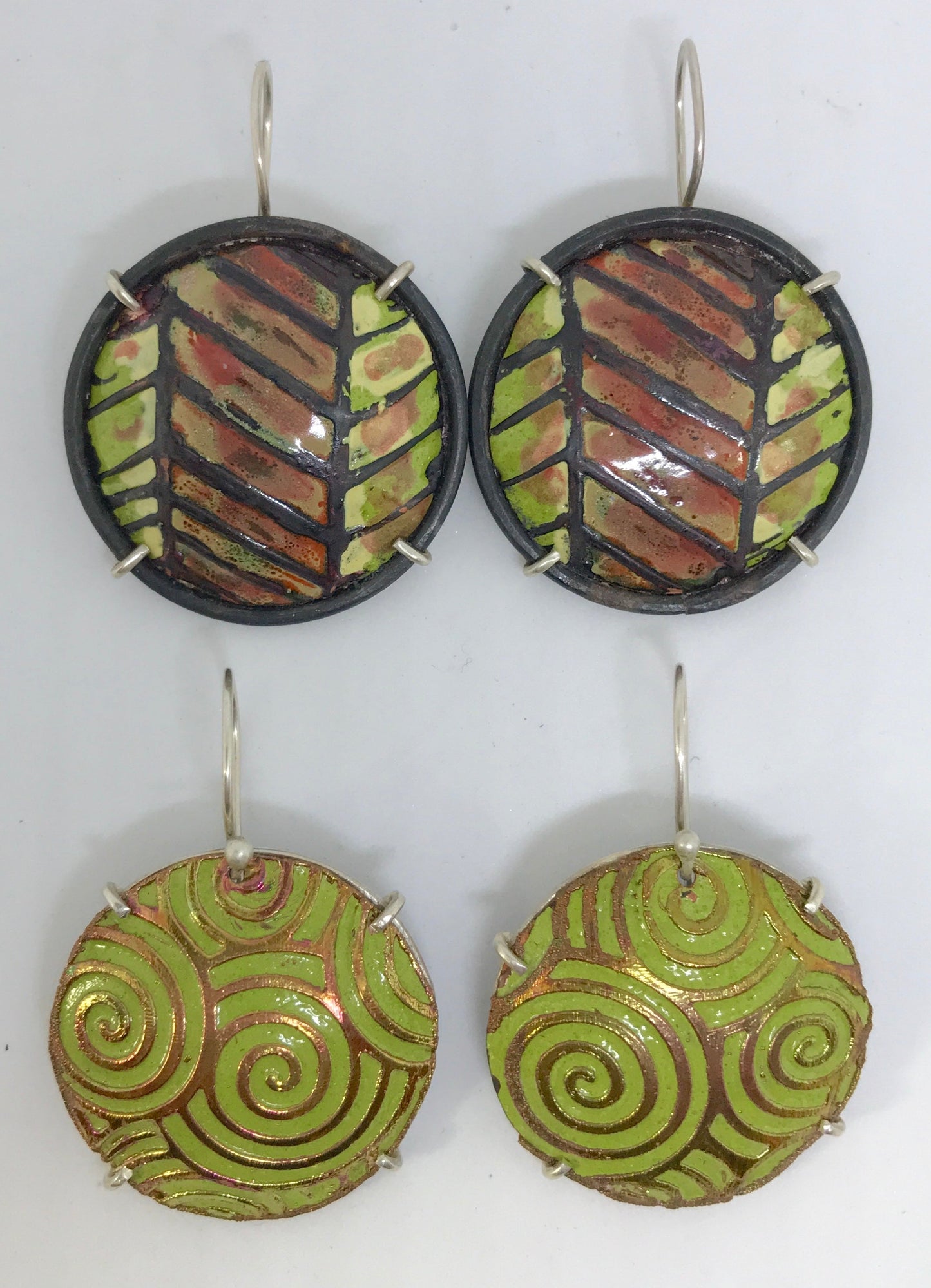 01/11-12 Enameling Using Embossing Folders with Leslie Perrino